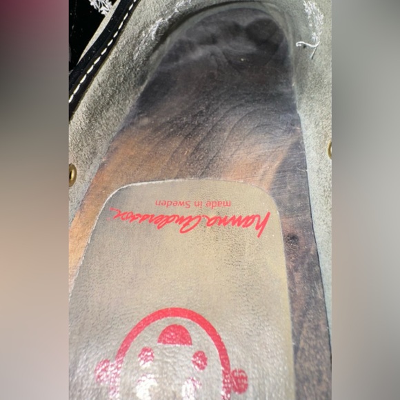 Hanna Andersson Black Patent Leather Snowflake Wooden Clogs Sz -11 (euro sz42) - Picture 15 of 15